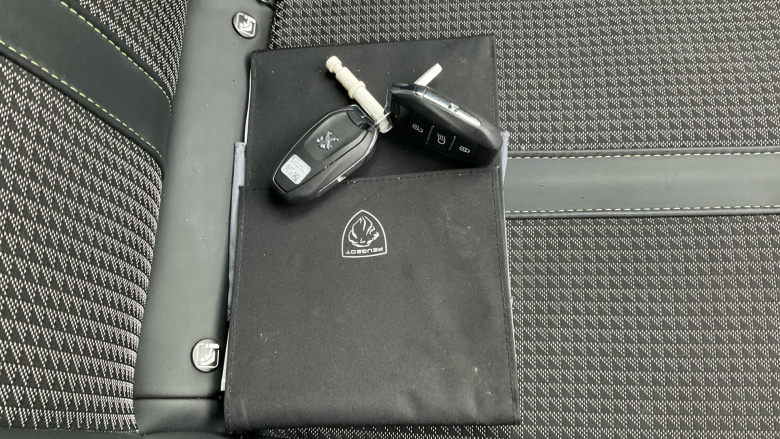 Peugeot 2008 100kW GT 50kWh 5dr Auto Electric Estate